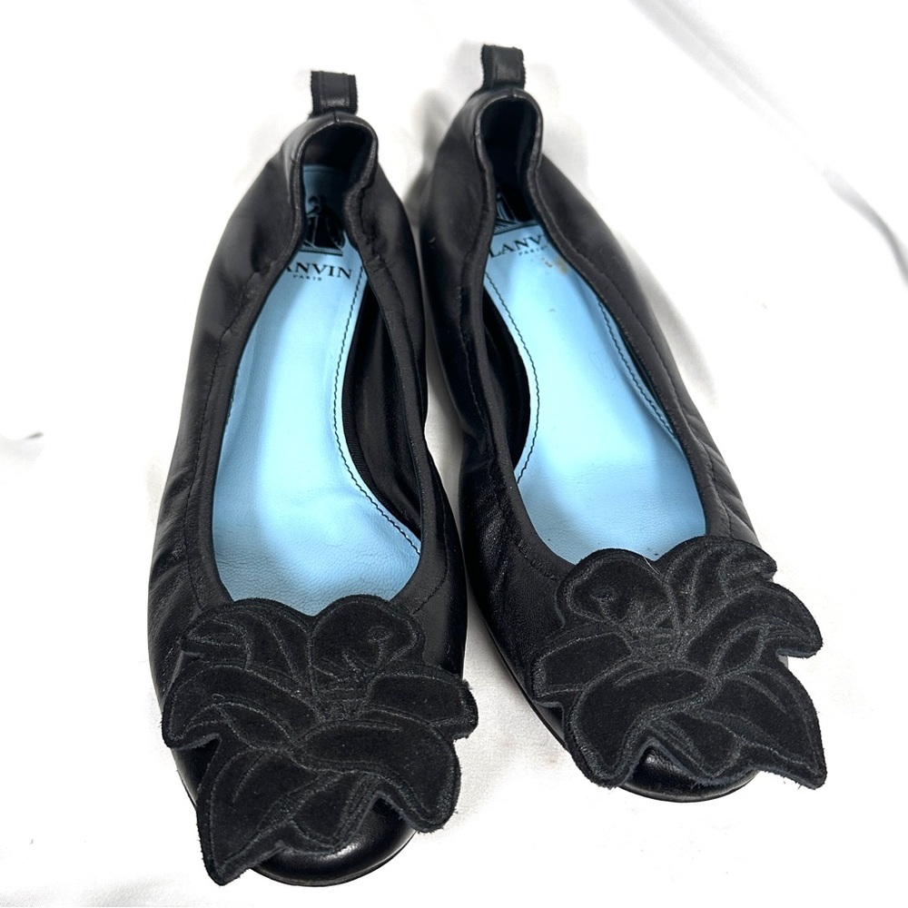 Lanvin Black Ballet Flats with Flower Appliqué - Picture 3 of 13